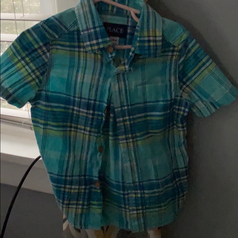 Collared shirt